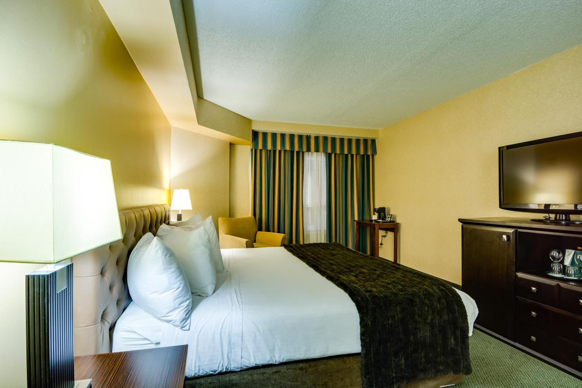 Sawridge Inn And Conference Centre Edmonton South Номер фото