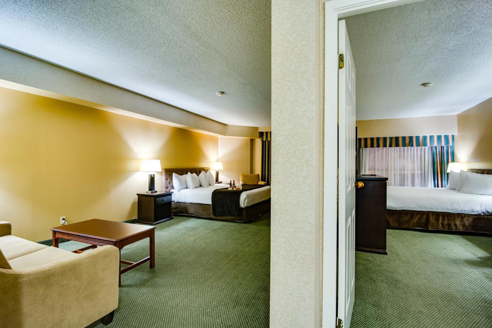 Sawridge Inn And Conference Centre Edmonton South Номер фото