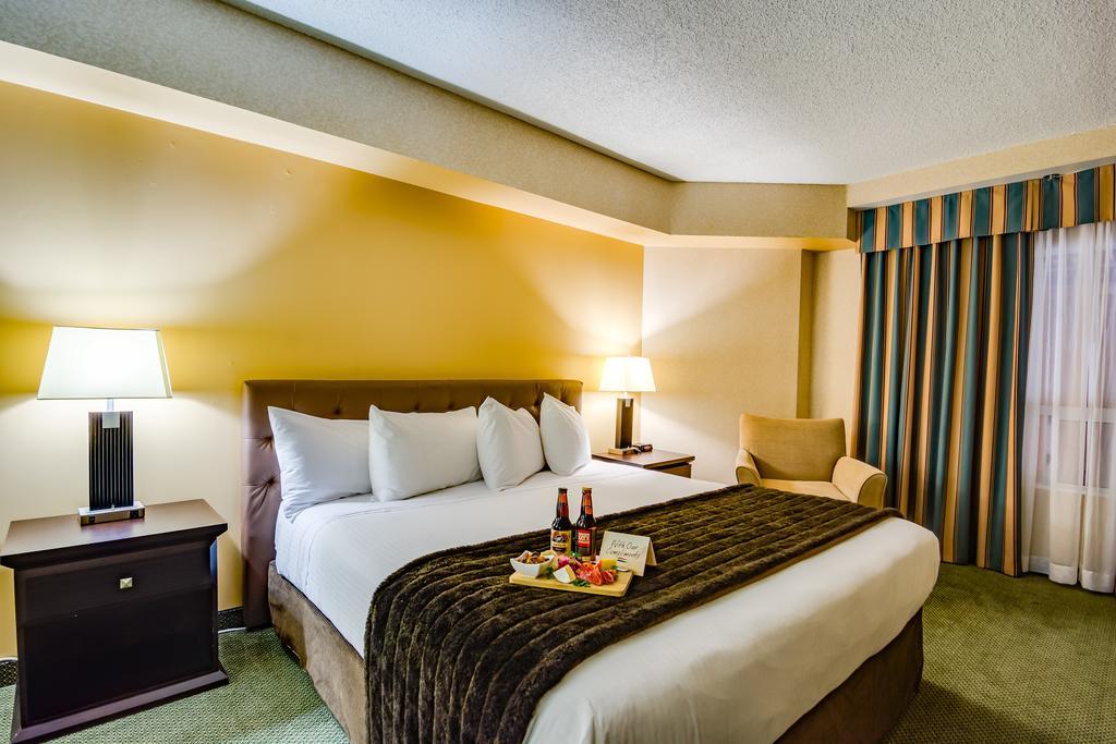 Sawridge Inn And Conference Centre Edmonton South Экстерьер фото