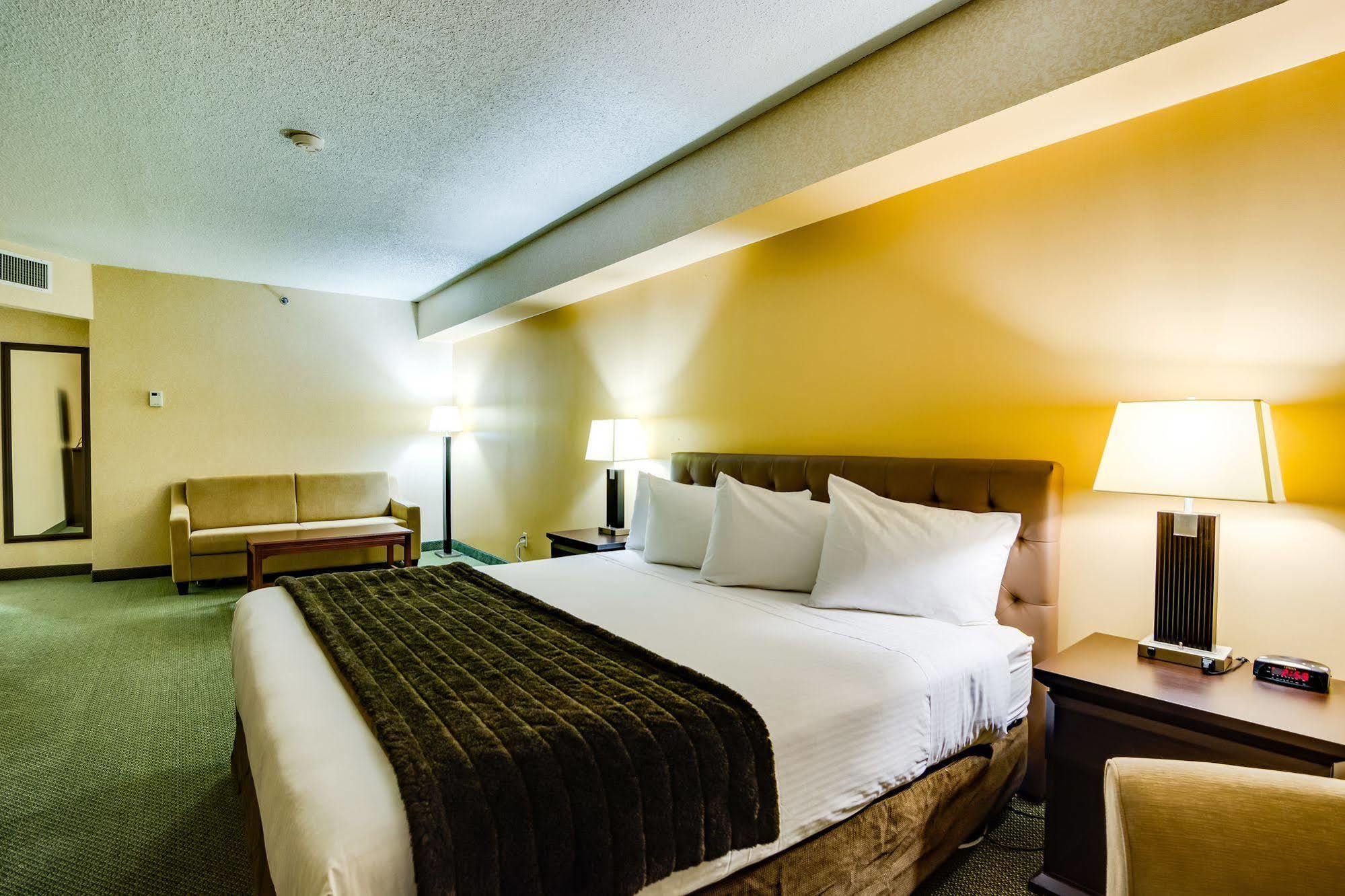 Sawridge Inn And Conference Centre Edmonton South Экстерьер фото
